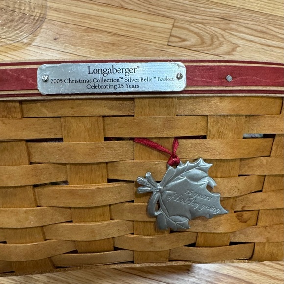 Longaberger 2005 Christmas Collection Silver Bells Basket – Celebrating 25 years - Picture 6 of 10